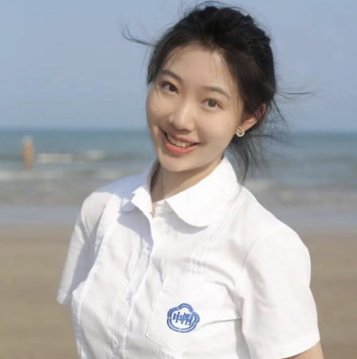 Photo of Yiqing Dai